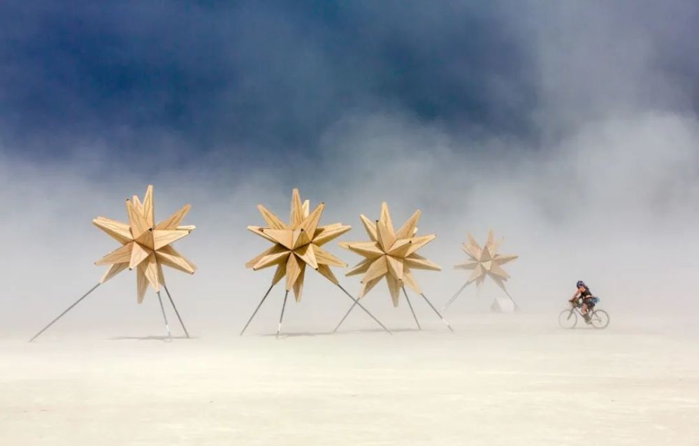 沙漠|走，去沙漠里搞艺术