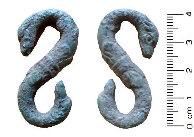 古董|疫情宅家无聊可以选择寻宝 英国居民挖到 古董戒指和陶器