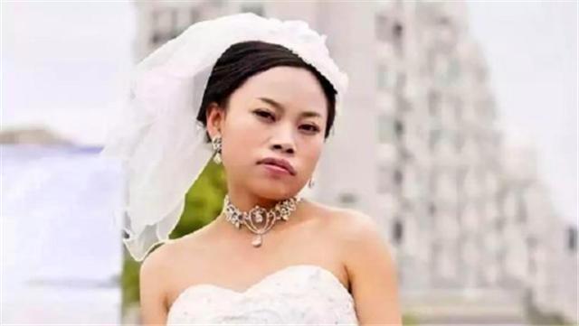 凤姐|那位宁死在美国也不回国的罗玉凤，如今口风一转：中国好像还不错