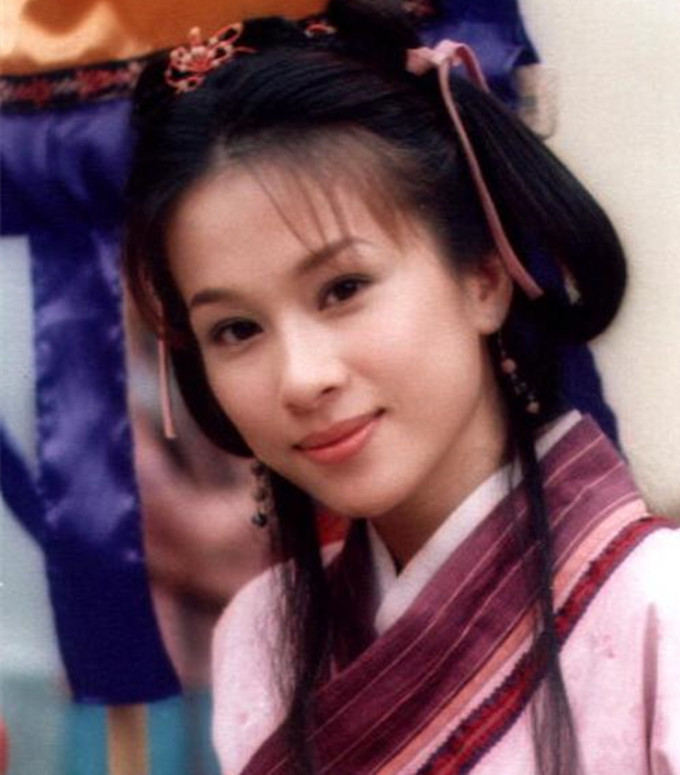 文颂娴|文颂娴庆祝44岁生日，“七魔女”闺蜜团仅一人现身，佘诗曼未露面