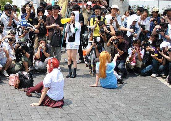 广州漫展jk女孩事件发酵影响恶劣二次元不再单纯