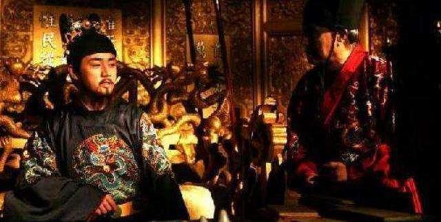 崇祯|李自成快要打到京城时，崇祯想促成南迁之事，为何遭官员集体反对