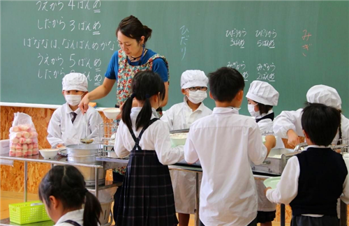 日本人的身高到底有多矮 你看他们历史上最高的女巨人 便能知晓 明治维新 坂本乙女 日本人 坂本龙马 太左卫门 日本 历史