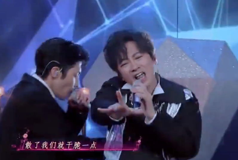 孙耀威|孙耀威表演“翻车”歌曲，让原唱胡彦斌不淡定，唱功确实绝了