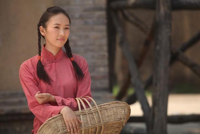 暑期档|上映3天热度第一，评分8.2，暑期档高口碑电视剧诞生