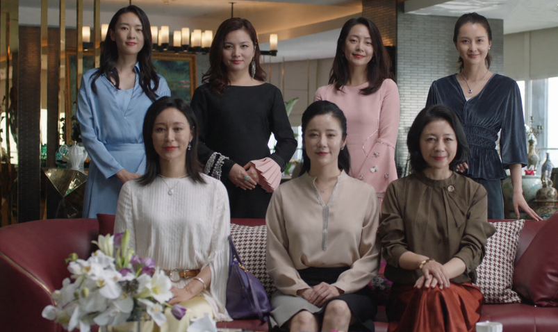 三十而已:阔太圈的鄙视链更现实,顾佳花几十万挤入太太圈赚到了