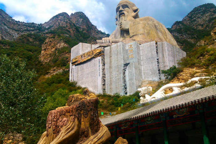 北京|北京不输九寨沟的景点，人称京西“小五岳”，因私建别墅让人驻足