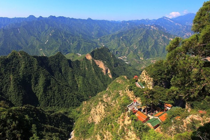 北京|北京不输九寨沟的景点，人称京西“小五岳”，因私建别墅让人驻足