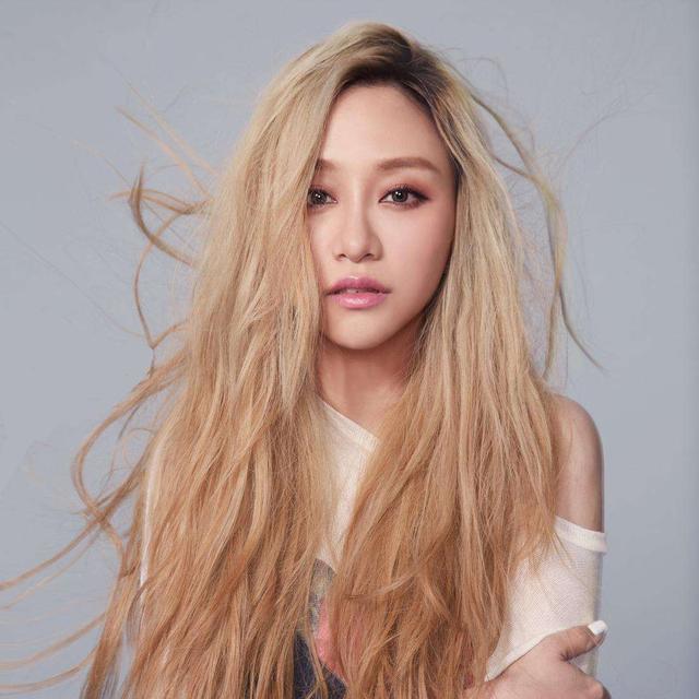 女星遭大13岁老公控诉,离婚原因太奇葩|生理需求|离婚|蓝又时