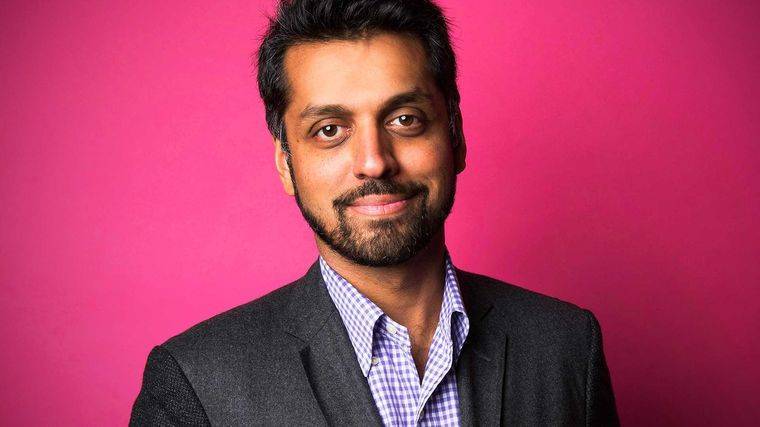 瓦加哈特·阿里|《纽约时报》作者争议言论被骂：白人宁可烧房子也不租有色人种