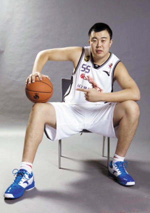 韩德君是否是从cuba进入cba的成就第一人