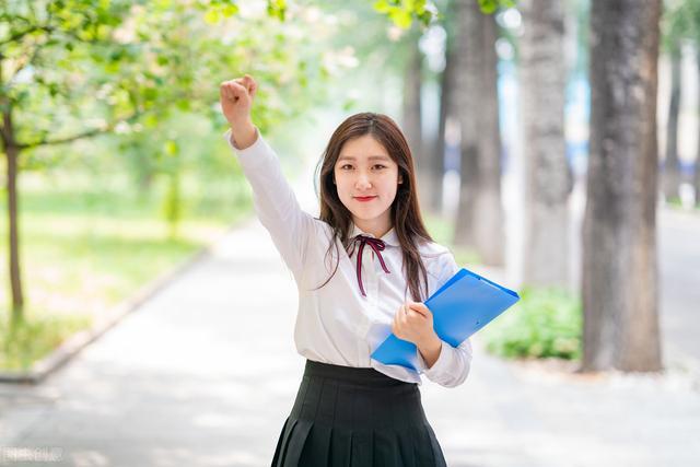 北大清华|北大清华一个相同的决定，北京网友跟外地网友吵翻了，你支持谁？