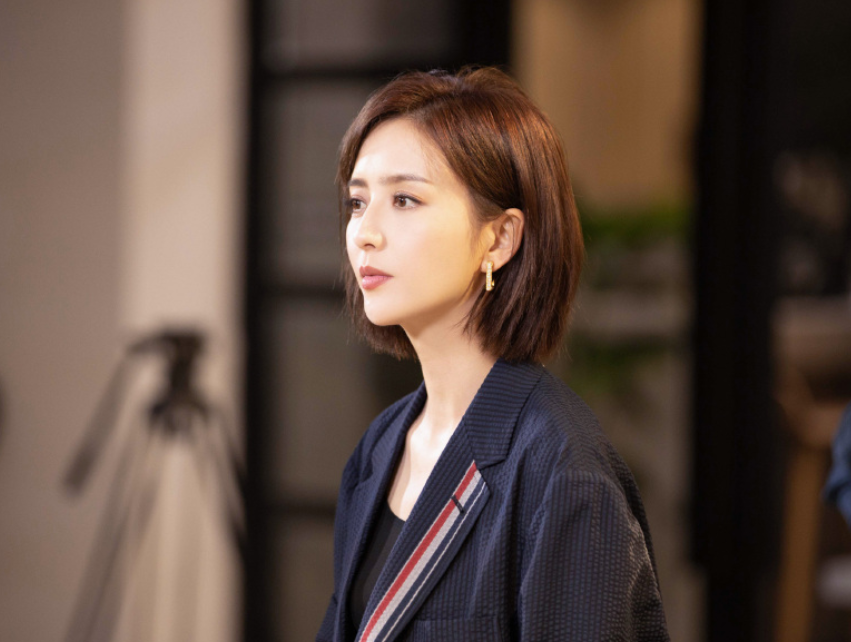 佟丽娅|佟丽娅辞演童瑶救场，顾佳人设圈粉无数，粉丝怕是肠子都要悔青了