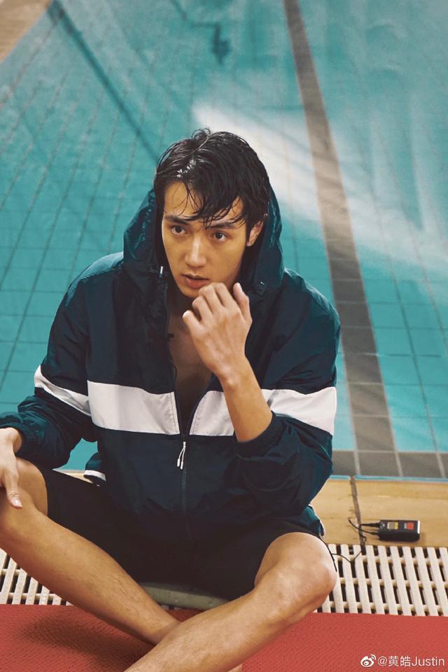 萧亚轩|萧亚轩小男友吐血紧急就医，给他压力太大，萧亚轩自责泪流不止