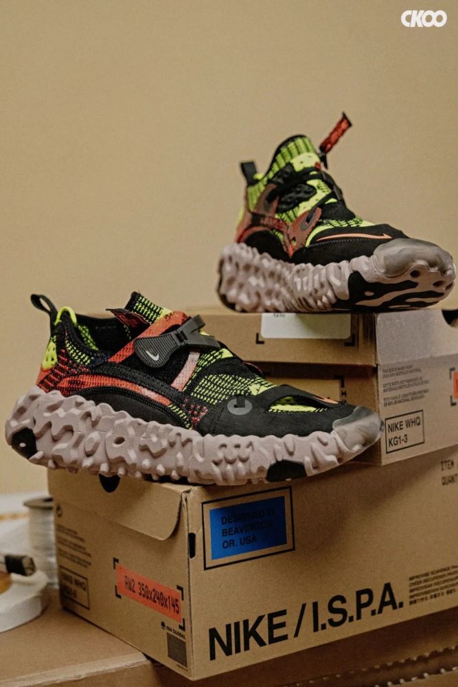 开箱发售价近4k的坦克鞋以此回顾nikeispa史上所有先锋操作
