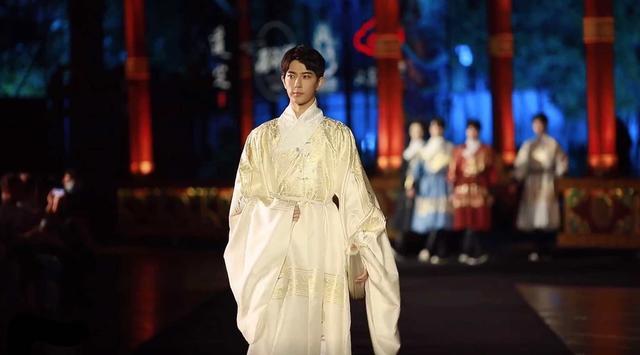 于朦胧汉服走秀据传天价神仙颜值集合汉服也太美了