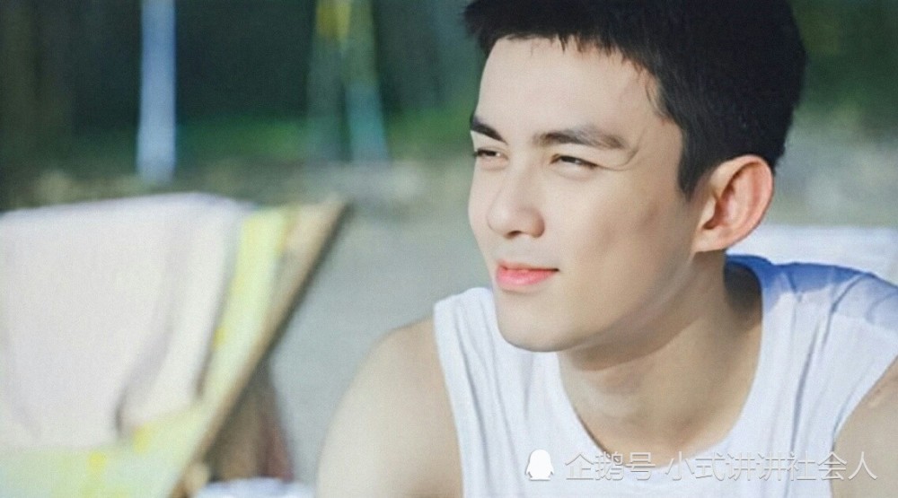 鹿晗|《穿越火线》开播，鹿晗吴磊终于逆风翻盘，找到适合自己的角色了