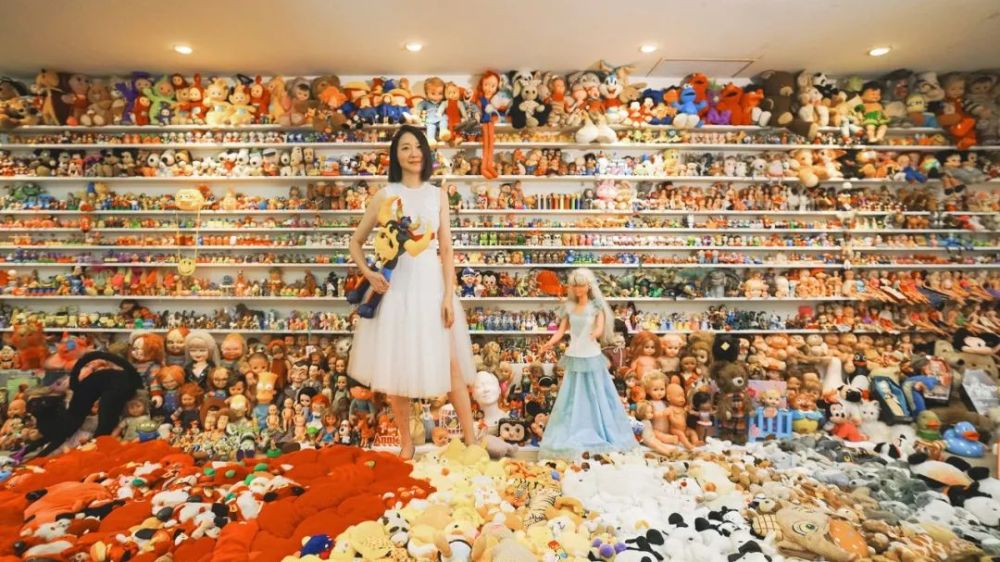 曲家瑞|她55岁身兼数职，坚持只恋爱不结婚：我的经济和能力都不输男人