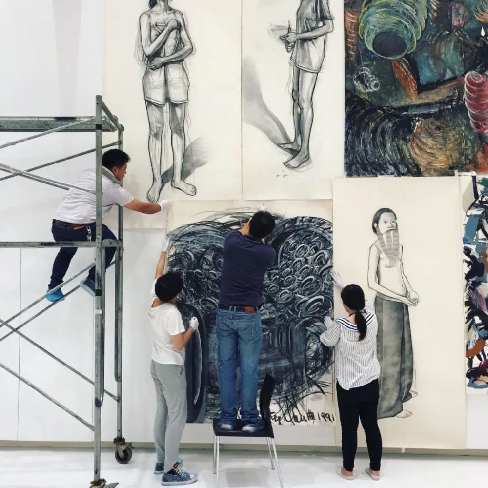 曲家瑞|她55岁身兼数职，坚持只恋爱不结婚：我的经济和能力都不输男人