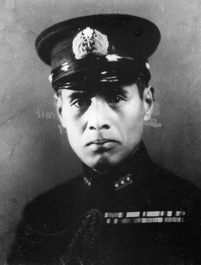 二战日本海军黑色军服图片