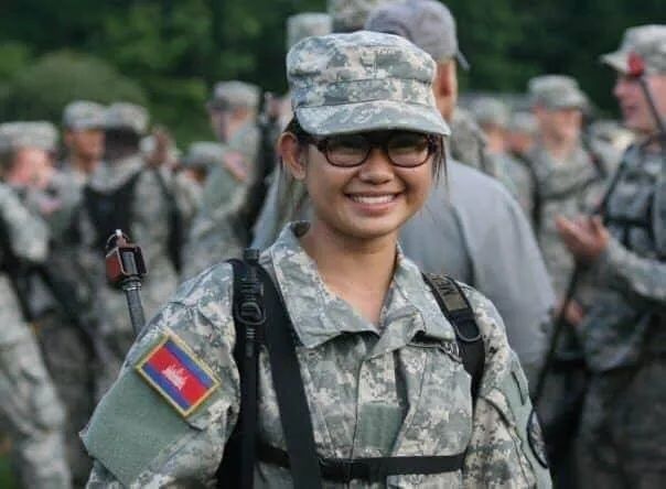 柬埔寨现首位毕业西点军校的女中豪杰