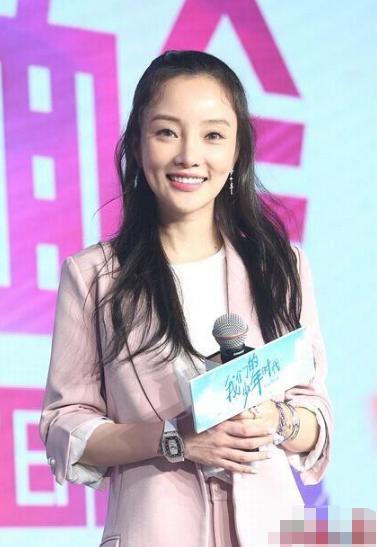 李小璐|李小璐发长文：幸好有女儿抱着我的腿，不堪重负的我早坠楼了