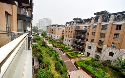 空置房|今年房子都租不出去，大城市空置房太多，这是为什么？