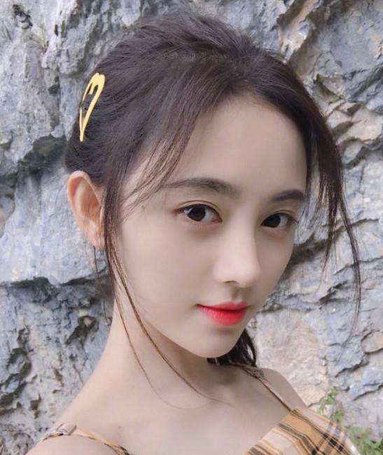 王思聪|王思聪3次diss鞠婧祎，网友评论他太过分，他俩什么仇什么怨？