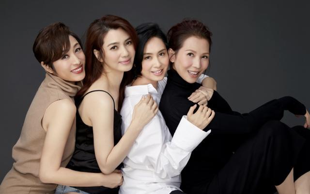 蔡少芬|蔡少芬自恋到失眠，疑惑为何生三胎后身材还那么好，惹来宣萱留言