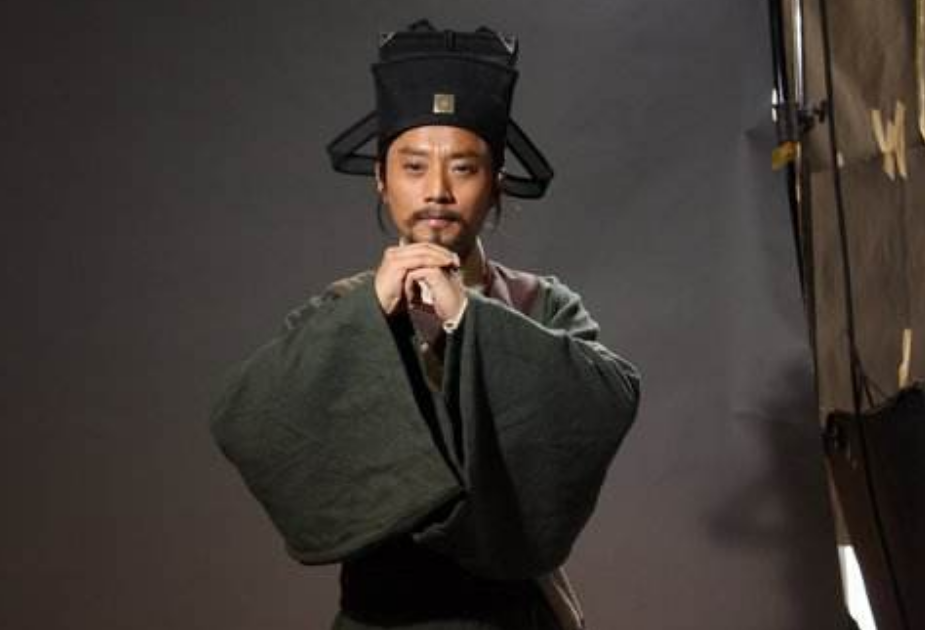 水浒传|《水浒传》中很经典的词，句句有水平，却被现代专家贬得一文不值