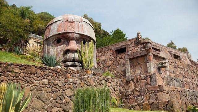 汉字|南美洲出土三千年前文物，上面刻着两汉字，山海经并非神话传说？