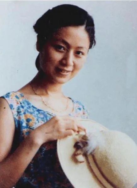 余秋雨|余秋雨为何要与原配离婚，娶小16岁的马兰？马伊琍给出了答案