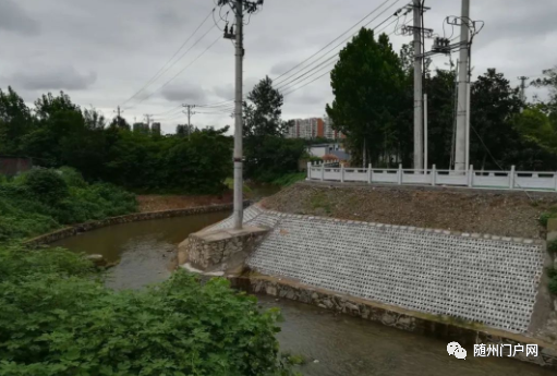 4公里的花溪河排水明渠完成全线治理