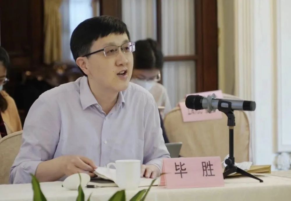 上海文艺出版社社长毕胜推荐十种好书