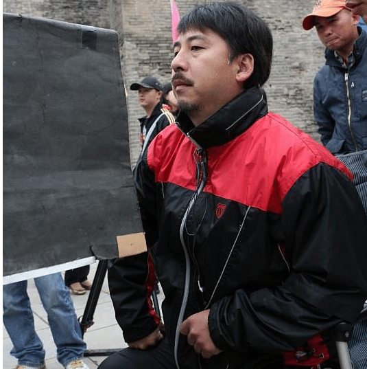 但是曾经有导演翻拍过《西游记后传》,其中曹荣在里面饰演孙悟空,他演