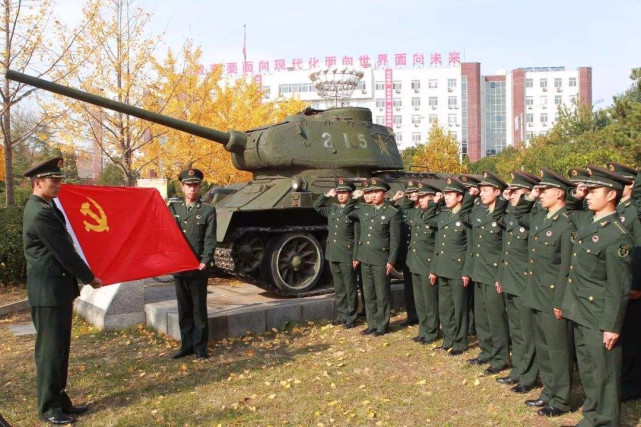 中国最牛的几所军校,考上就是"铁饭碗",还有一所被称为军中清华