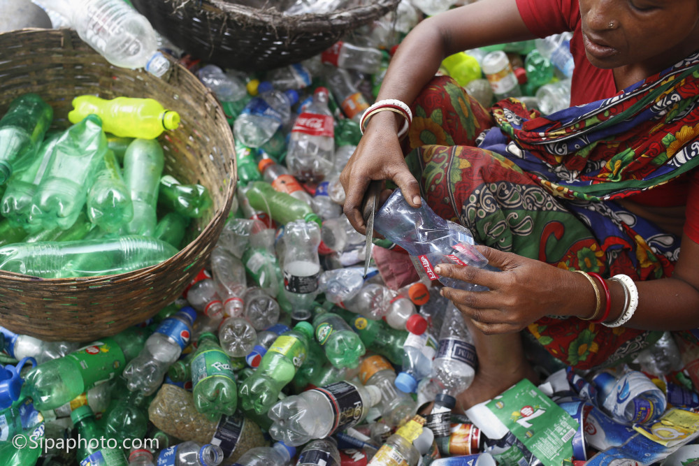 降解|塑料产品不让用了？明年起，全国将禁止使用不可降解塑料袋！