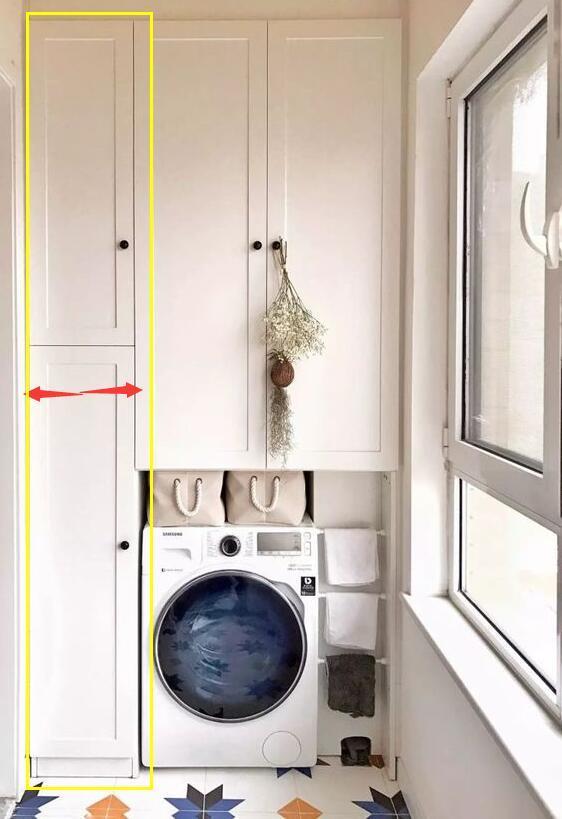 阳台水管只能砖砌?打立柜包起来,侧边装洗衣机,邻居瞧见天天夸