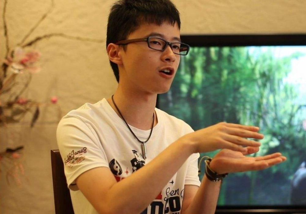 b站刚与敖厂长签约5年,敖厂长就指出抄袭,涉嫌抄袭视频已下架