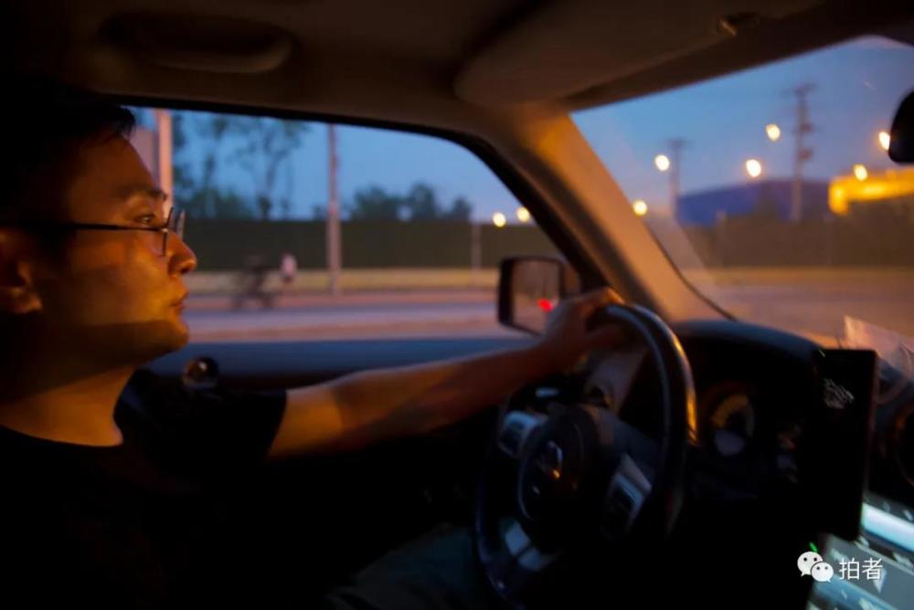 疫情|疫情之下的影棚老板：咬牙自救，迎接复苏