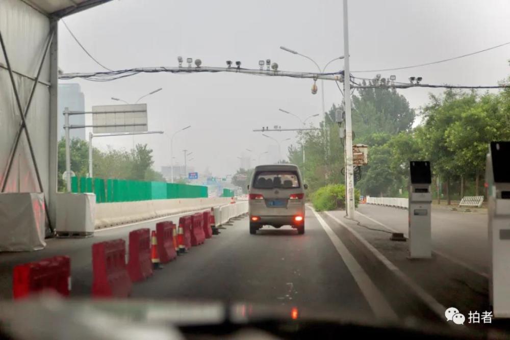 疫情|疫情之下的影棚老板：咬牙自救，迎接复苏