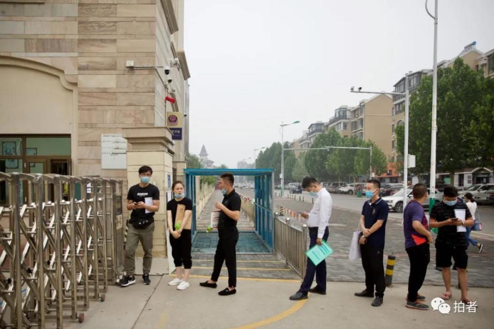 疫情|疫情之下的影棚老板：咬牙自救，迎接复苏