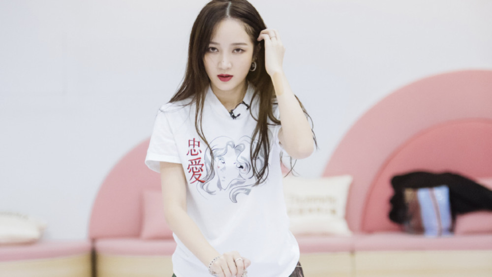 三十而已|一条《三十而已》评论上热搜，被淘汰的孟佳，比王霏霏走得更远