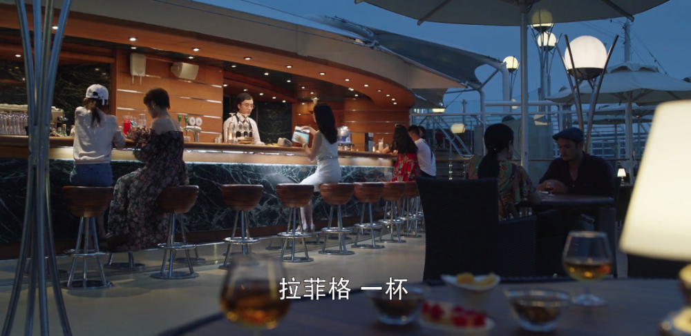 三十而已|《三十而已》江疏影剧中“男友”上线？行为举止略显油腻，无CP感