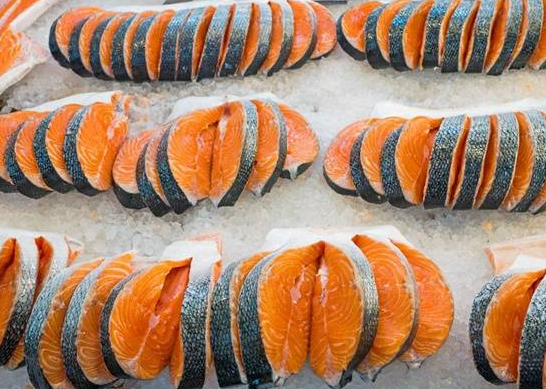 疫情|北京各大超市为什么连夜下架三文鱼？疫情严峻不容小视！