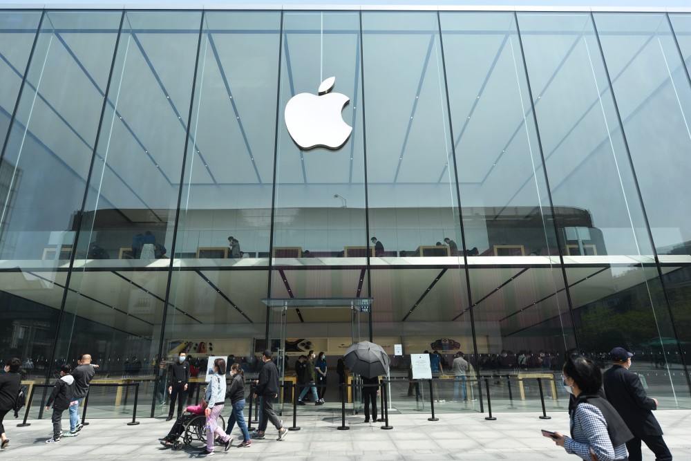 罗永浩|贾跃亭前妻拍卖北京百平豪宅；罗永浩否认“渣男”：相信你们最终会删帖道歉