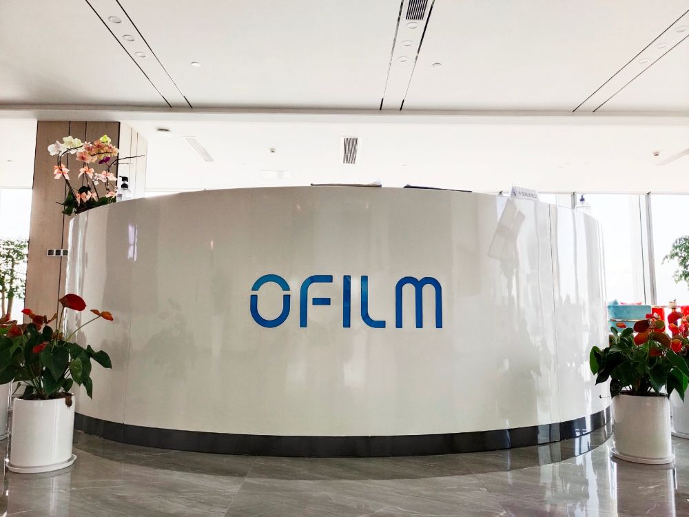 罗永浩|贾跃亭前妻拍卖北京百平豪宅；罗永浩否认“渣男”：相信你们最终会删帖道歉