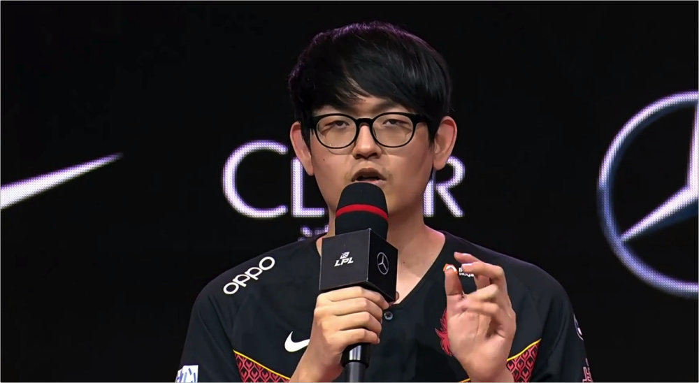 金贡谈fpx止住连败粉丝们不用担心我们会拿到好成绩的么么哒