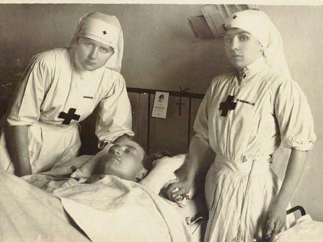 警告称,由于人们对新冠病毒的关注,很可能忽略了其他一些"战壕热"病例