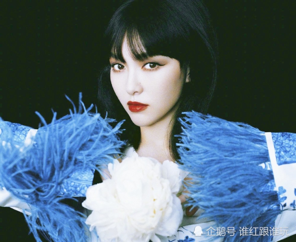 唐嫣|产后复出首封，半小时卖了9本？没转型成功的唐嫣，连流量也丢了